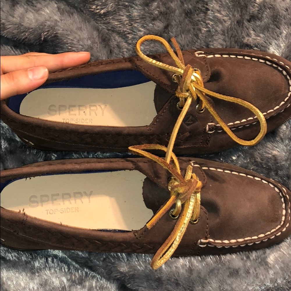 Women Sperry shoes